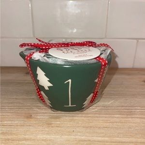 Rae Dunn green tree measuring cups